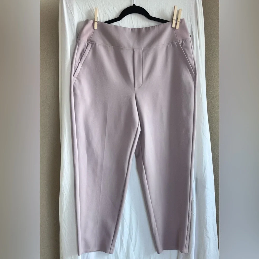 Athleta Women's Endless High Rise pale lavender Pants size 12 - Picture 3 of 16